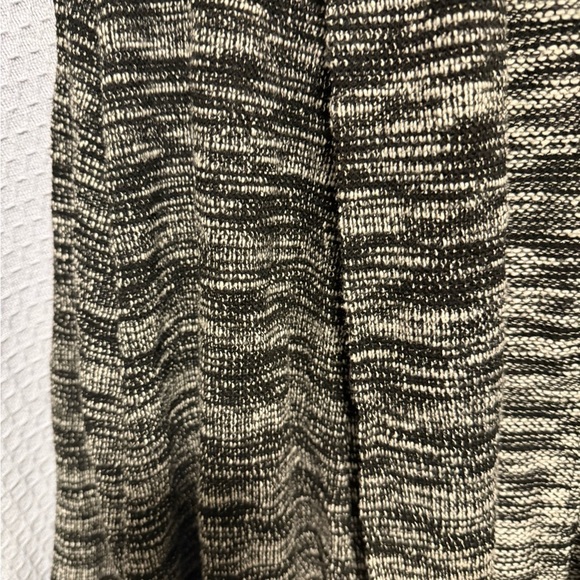 Van Heusen Black and Gray Cardigan - Picture 5 of 5